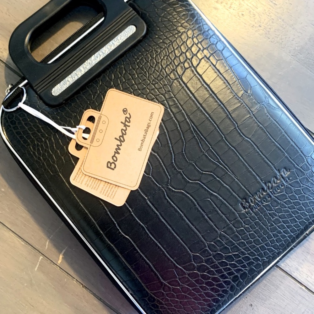 BLK/SLVR Micro Tablet Handbag